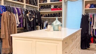 One Closet, Big Style: How to Stay Stylish with Only One Small Dorm Closet